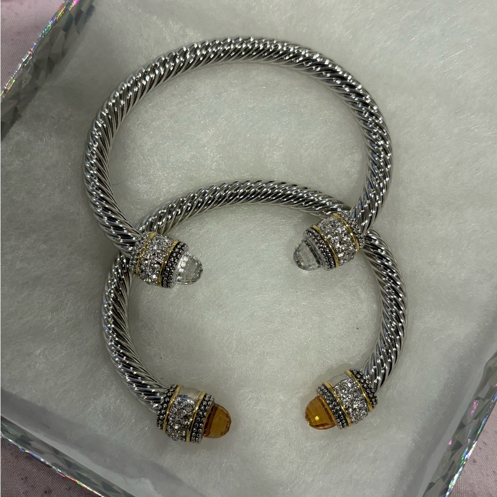 odd couple  Bracelets